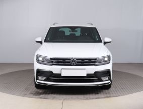 Volkswagen Tiguan - 2016