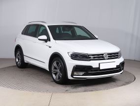 Volkswagen Tiguan - 2016