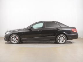 Mercedes - Benz E - 2009
