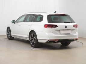 Volkswagen Passat - 2020