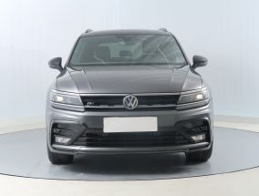 Volkswagen Tiguan - 2020