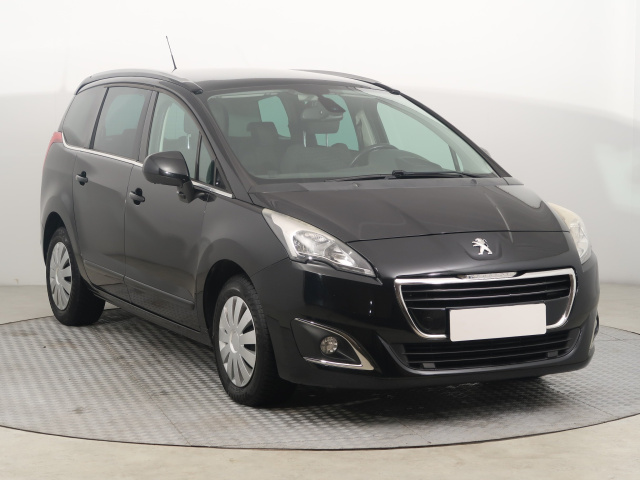 Peugeot 5008 2015