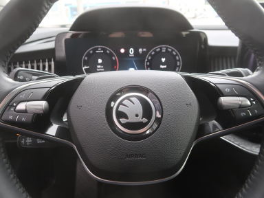 Škoda Superb - 2024