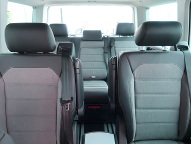 Volkswagen Multivan - 2024