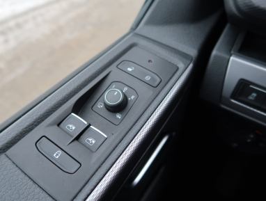 Volkswagen Multivan - 2024