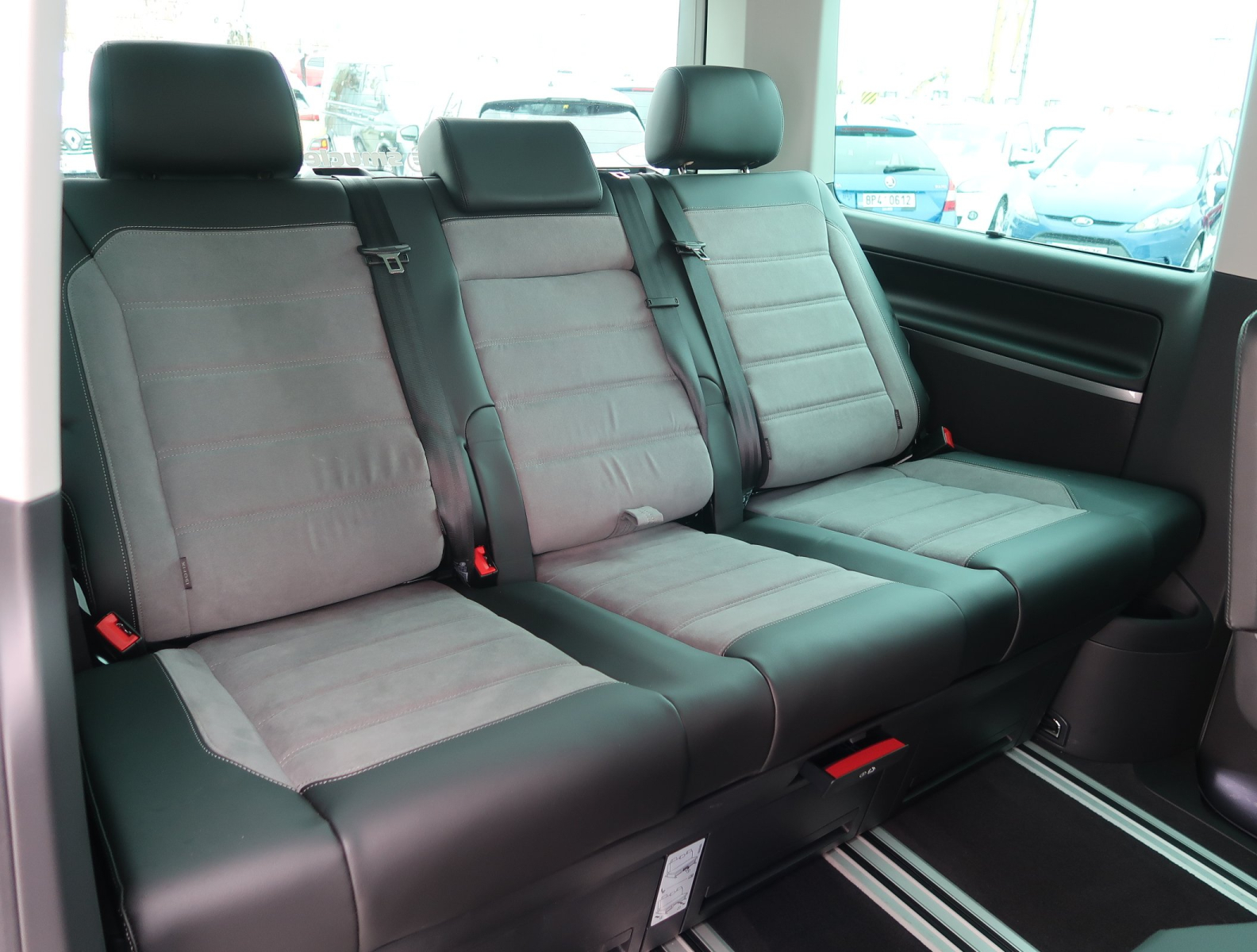 Volkswagen Multivan - 2024