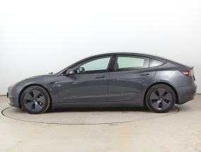Tesla Model 3 - 2021