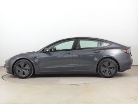 Tesla Model 3 - 2021