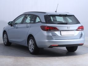Opel Astra - 2017