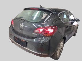 Opel Astra - 2013