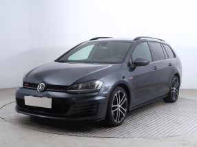 Volkswagen Golf - 2015