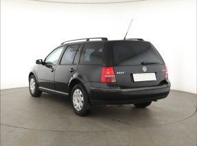 Volkswagen Golf - 2003