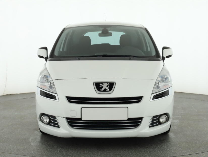 Peugeot 5008, 2013
