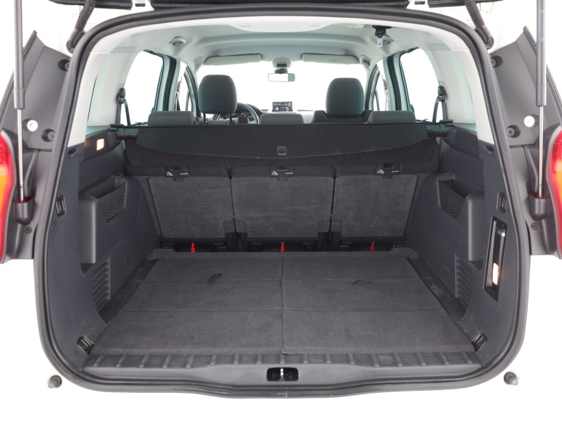 Peugeot 5008, 2013