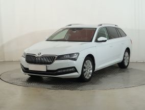 Škoda Superb - 2021