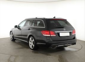 Mercedes - Benz E - 2014