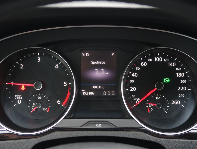 Volkswagen Passat, 2016