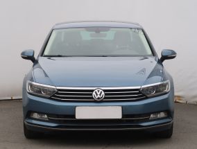 Volkswagen Passat - 2016
