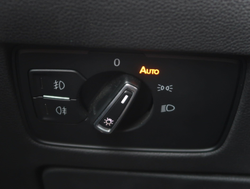 Volkswagen Passat, 2016