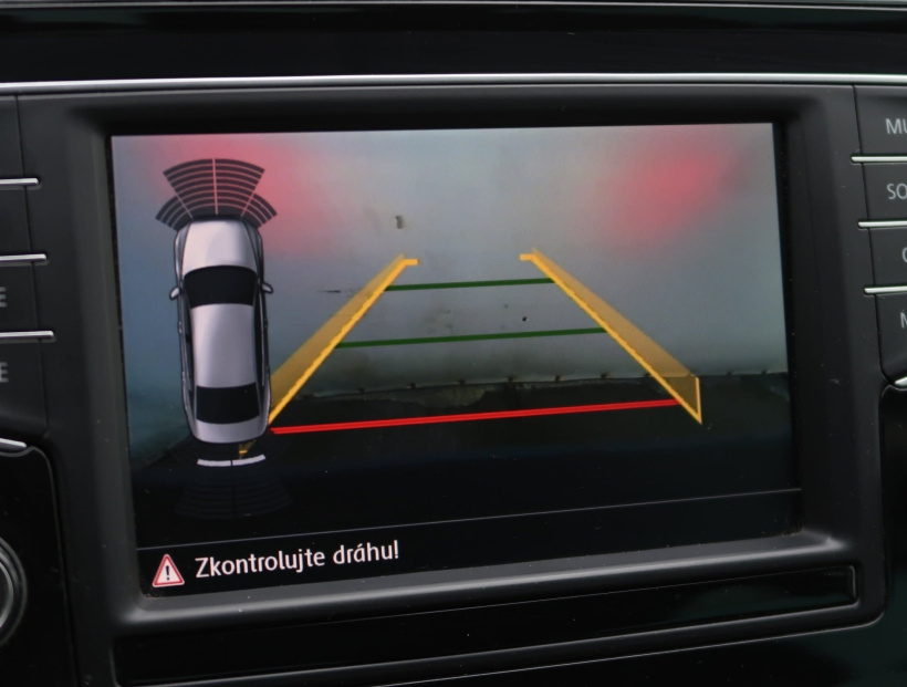Volkswagen Passat, 2016