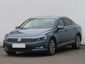 Volkswagen Passat - 2016