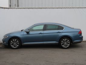 Volkswagen Passat - 2016