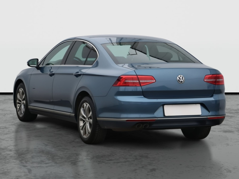 Volkswagen Passat, 2016