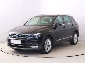 Volkswagen Tiguan - 2016