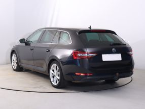 Škoda Superb - 2017