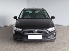 Volkswagen Passat - 2022