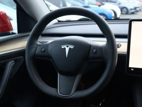 Tesla Model Y - 2022