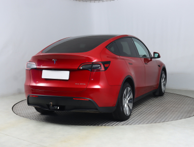 Tesla Model Y - 2022