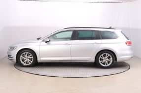 Volkswagen Passat - 2016