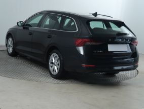 Škoda Octavia - 2021