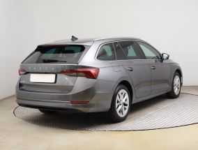 Škoda Octavia - 2024
