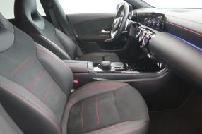 Mercedes-Benz CLA - 2022