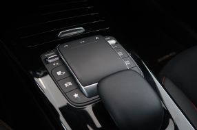 Mercedes-Benz CLA - 2022