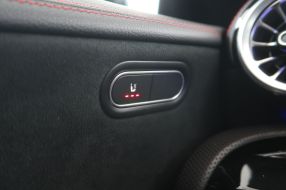 Mercedes-Benz CLA - 2022