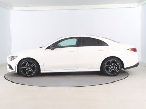 Mercedes - Benz CLA - 2022