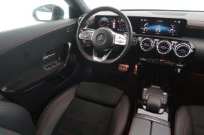 Mercedes-Benz CLA - 2022