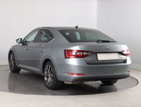 Škoda Superb - 2016