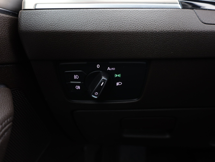 Volkswagen Passat, 2015