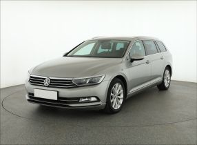 Volkswagen Passat - 2015