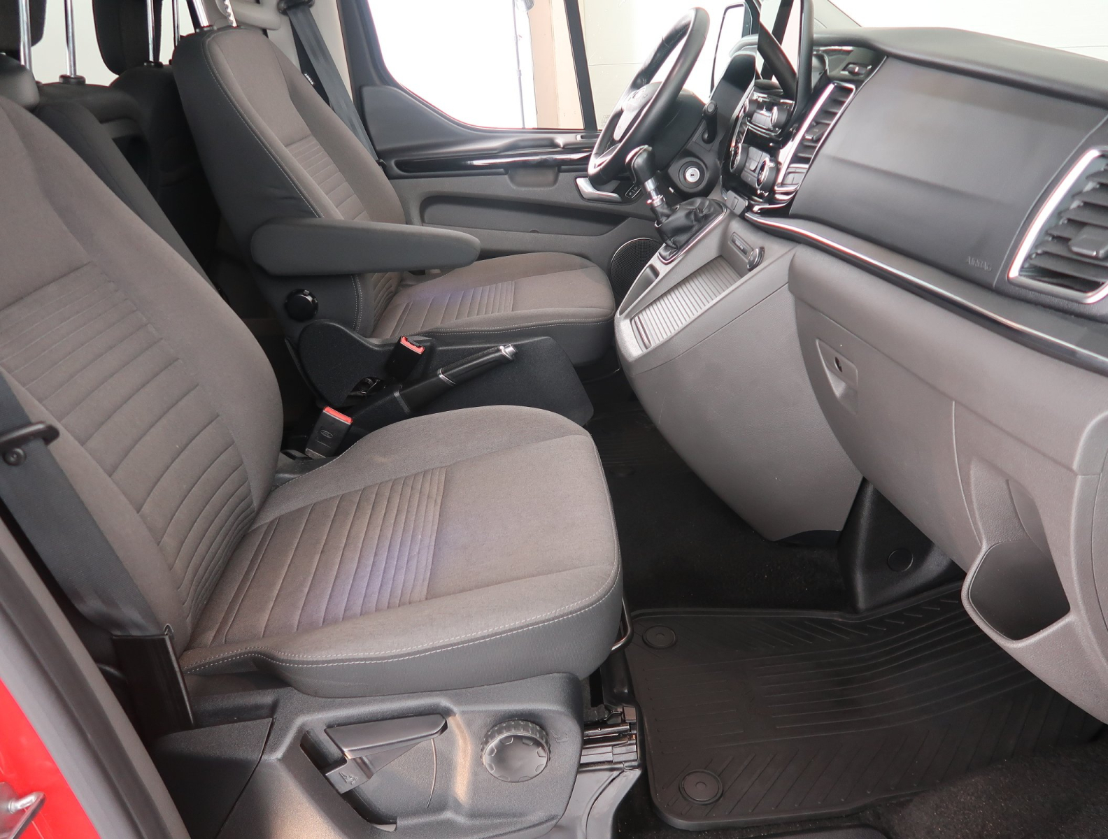 Ford Tourneo Custom - 2021