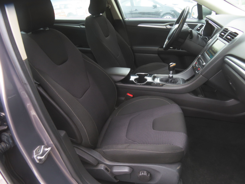 Ford Mondeo, 2015