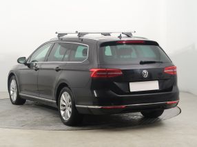 Volkswagen Passat - 2016
