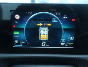 Mercedes-Benz CLA - 2021