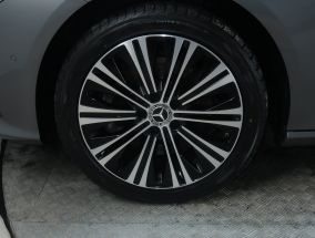 Mercedes-Benz CLA - 2021