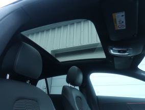 Mercedes-Benz CLA - 2021