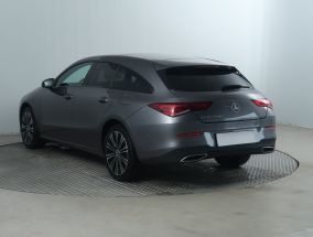 Mercedes - Benz CLA - 2021